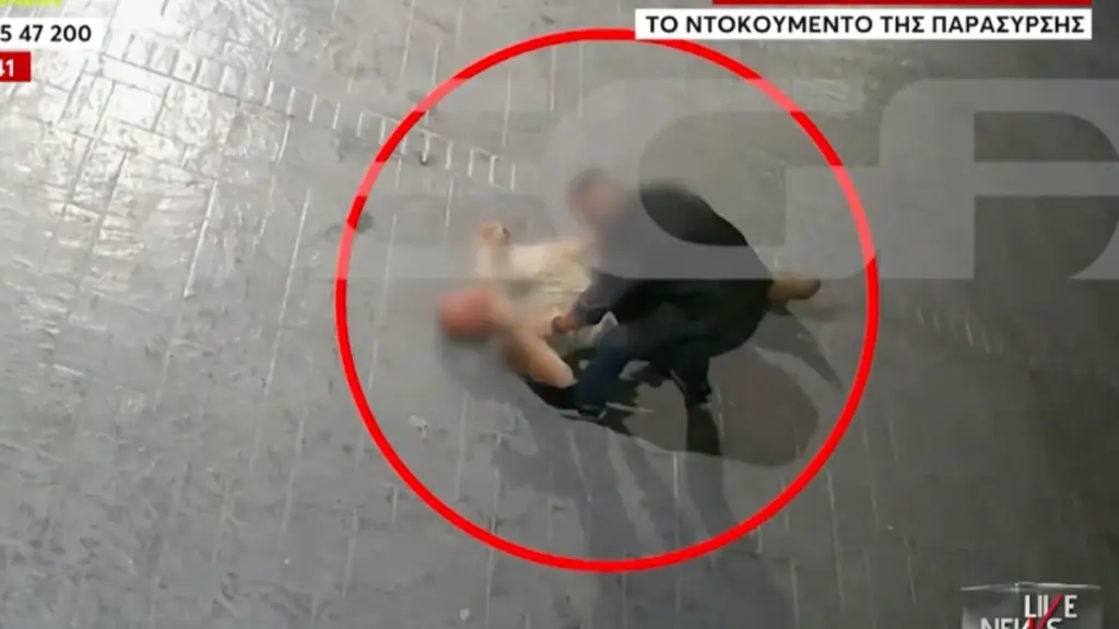 Βίντεο ντοκουμέντο: Ο 20χρονος γιος επιχειρηματία παρασύρει αστυνομικό με το όχημά του