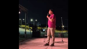 Πάρις Ρούπος: Το βίντεο με την αναφορά του στην ελληνική σημαία, την οποία συσχέτισε με βοθρολύματα