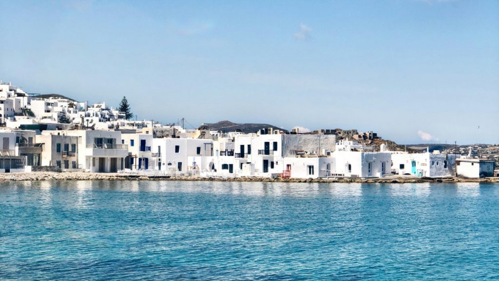 Η Πάρος κερδίζει διακρίσεις από διεθνή Μέσα και για την εκτός αιχμής περίοδο
