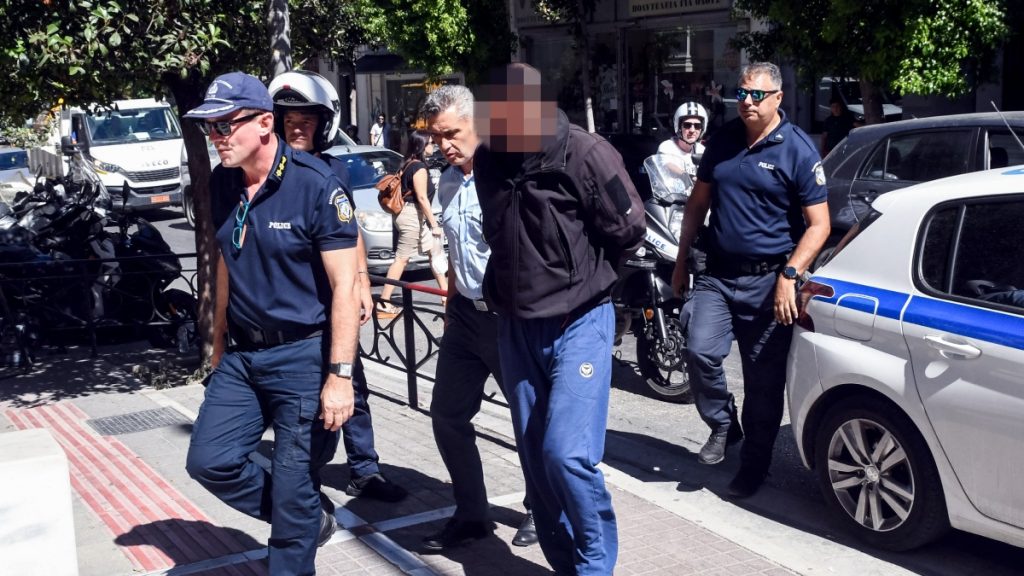 Πάτρα: Προθεσμία για να απολογηθεί την Τρίτη πήρε ο 46χρονος οδηγός της μοτοσικλέτας που σκότωσε την 86χρονη