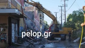 Πάτρα: Κατεδαφίζεται το κτήριο που στεγαζόταν το θρυλικό “Χάραμα” – Τι θα χτιστεί στο σημείο (βίντεο)