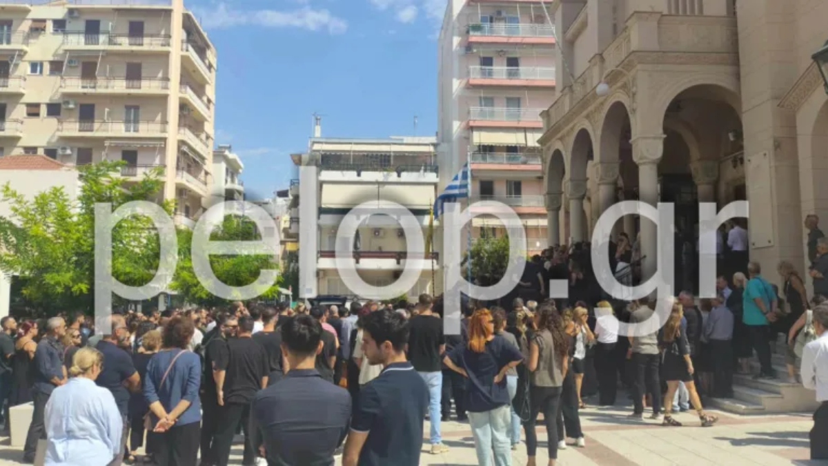 Πάτρα: Το τελευταίο “αντίο” στον 27χρονο Δημήτρη που έχασε τη ζωή του σε τροχαίο