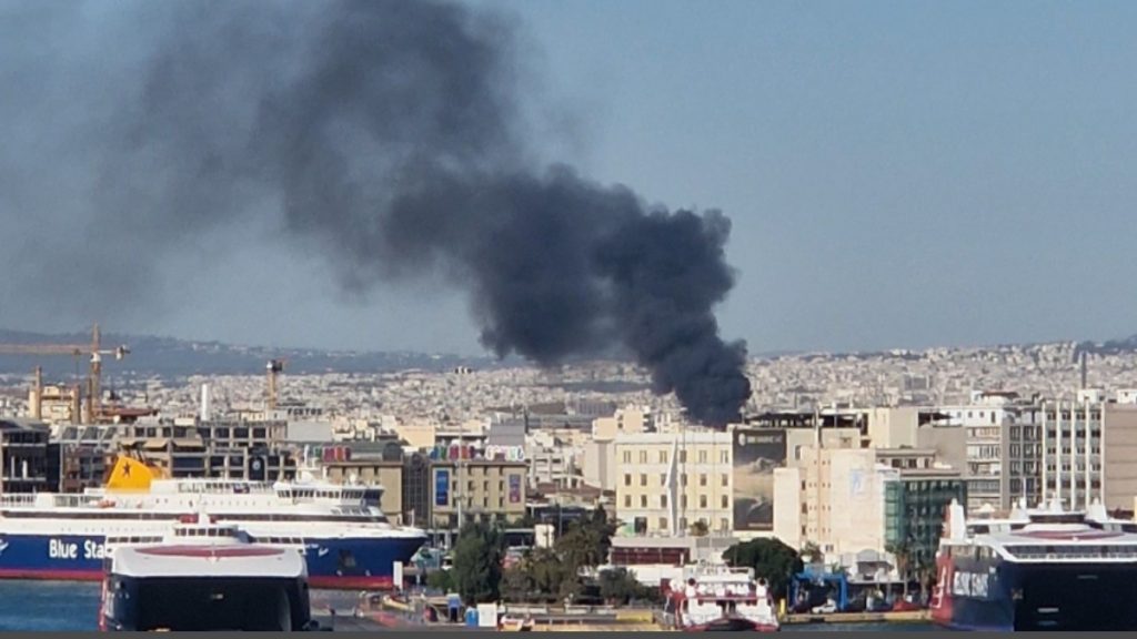 Φωτιά τώρα στον Άγιο Ιωάννη Ρέντη