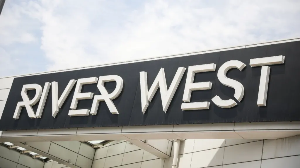 Συναγερμός για βόμβα στο River West – Εκκενώθηκε το εμπορικό