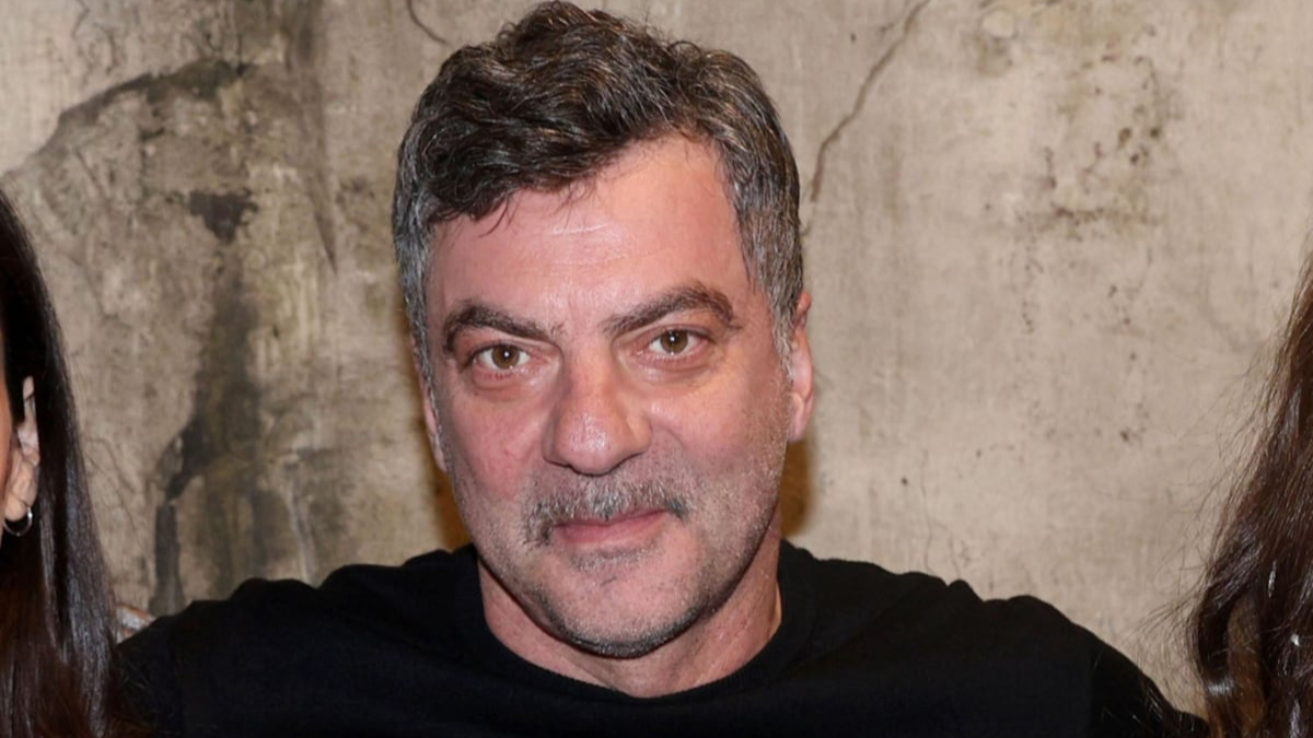 Στάθης Μαντζώρος: «Έγινε θαύμα, ανοίγει τα μάτια του και δακρύζει», λέει ο πατέρας του μετά το εγκεφαλικό