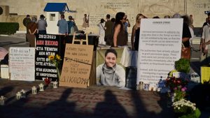 Συνεχίζει την απεργία πείνας ο Πάνος Ρούτσι για δέκατη μέρα – Συγκέντρωση συμπαράστασης στο Σύνταγμα