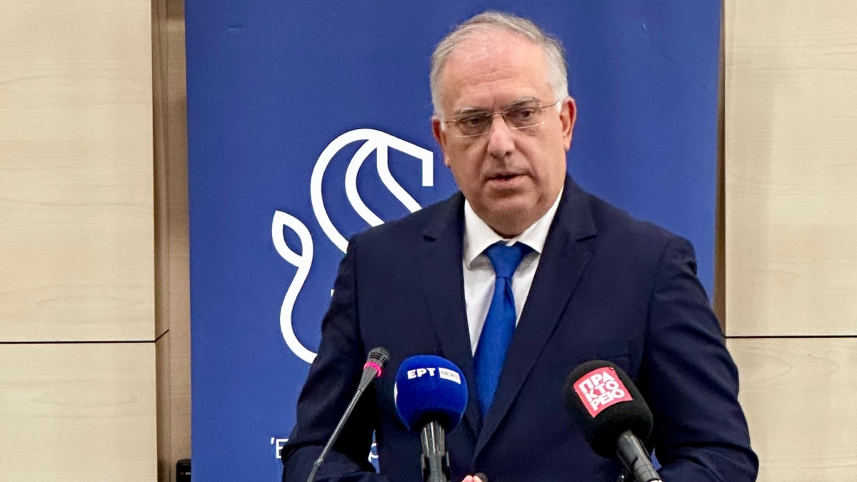 Θεοδωρικάκος: Μόνιμο το μέτρο για την απαγόρευση προσφορών για τρεις μήνες έπειτα από ανατιμήσεις