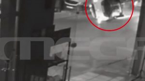 Θεσσαλονίκη: Βίντεο με την τρελή πορεία ΙΧ στον Εύοσμο – Ο οδηγός βγήκε από το πορτ μπαγκάζ