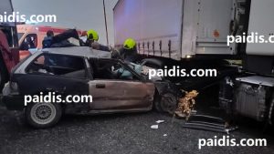 Λάρισα: Τροχαίο δυστύχημα με έναν νεκρό – ΙΧ συγκρούστηκε με φορτηγό
