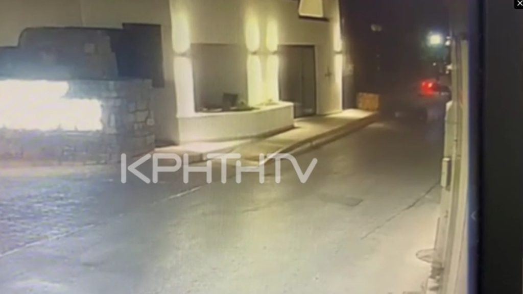 Τροχαίο στα Μάλια: Καρέ-καρέ η μοιραία σύγκρουση που στοίχισε την ζωή στην 23χρονη οδηγό μηχανής (βίντεο)