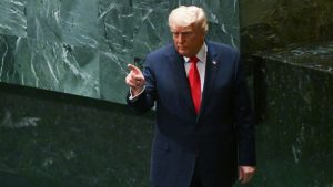 Τραμπ: «Η Ουκρανία μπορεί να ανακτήσει όλα τα εδάφη της με τη στήριξη της ΕΕ»