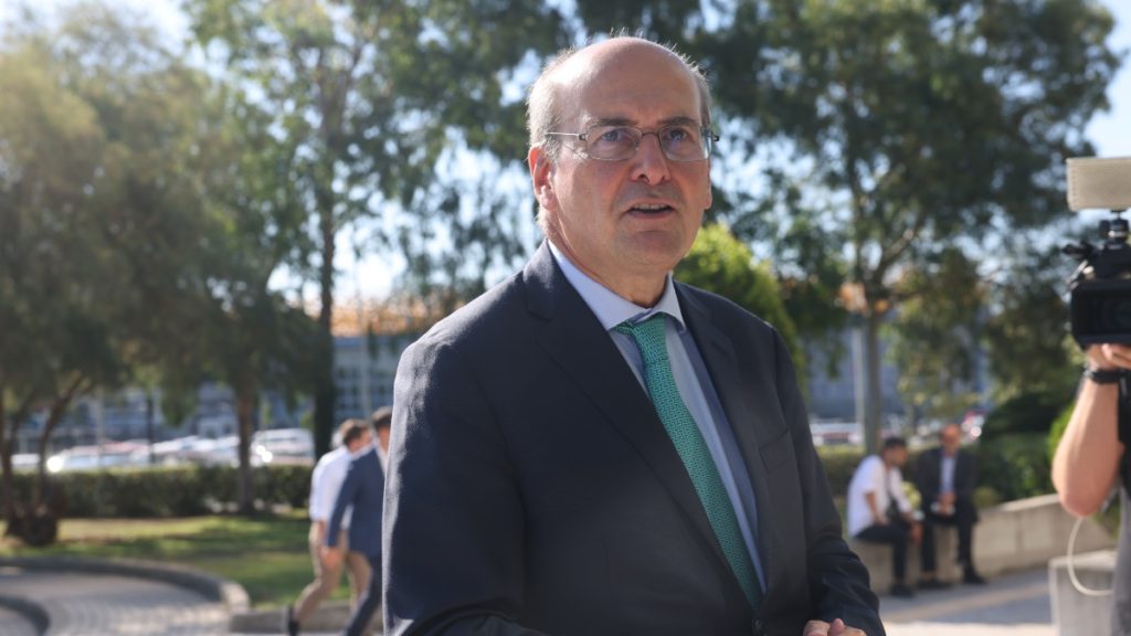 Κωστής Xατζηδάκης: 4 μύθοι της «φιλεύσπλαχνης» αντιπολίτευσης