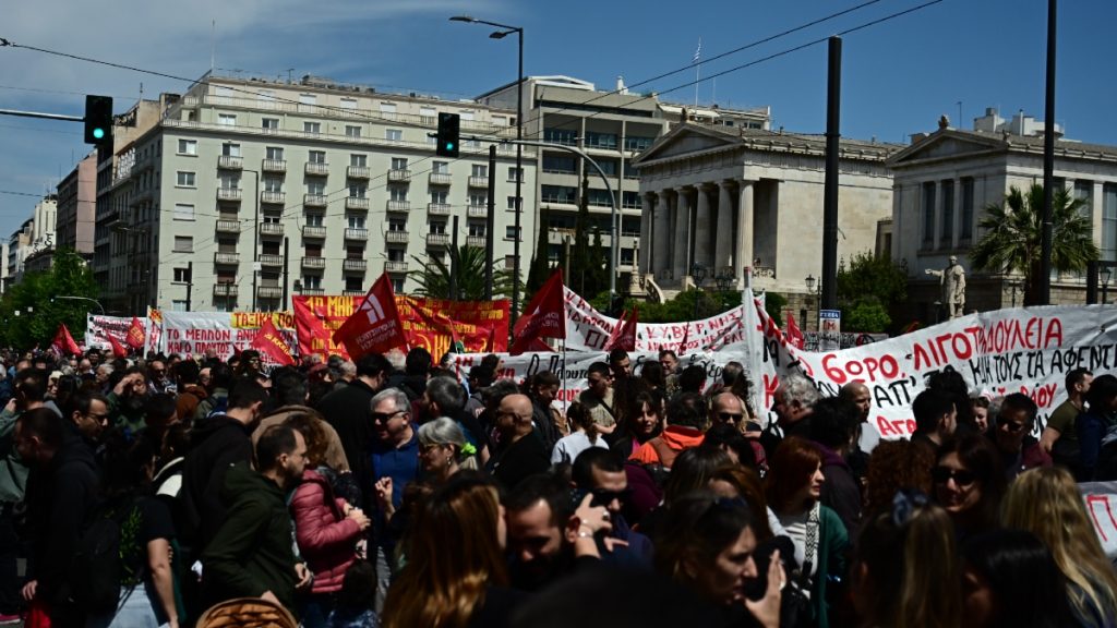 Γενική απεργία σήμερα: Ποιοι συμμετέχουν – Πώς κινούνται μετρό, ηλεκτρικός, λεωφορεία, ταξί, κανονικά οι πτήσεις