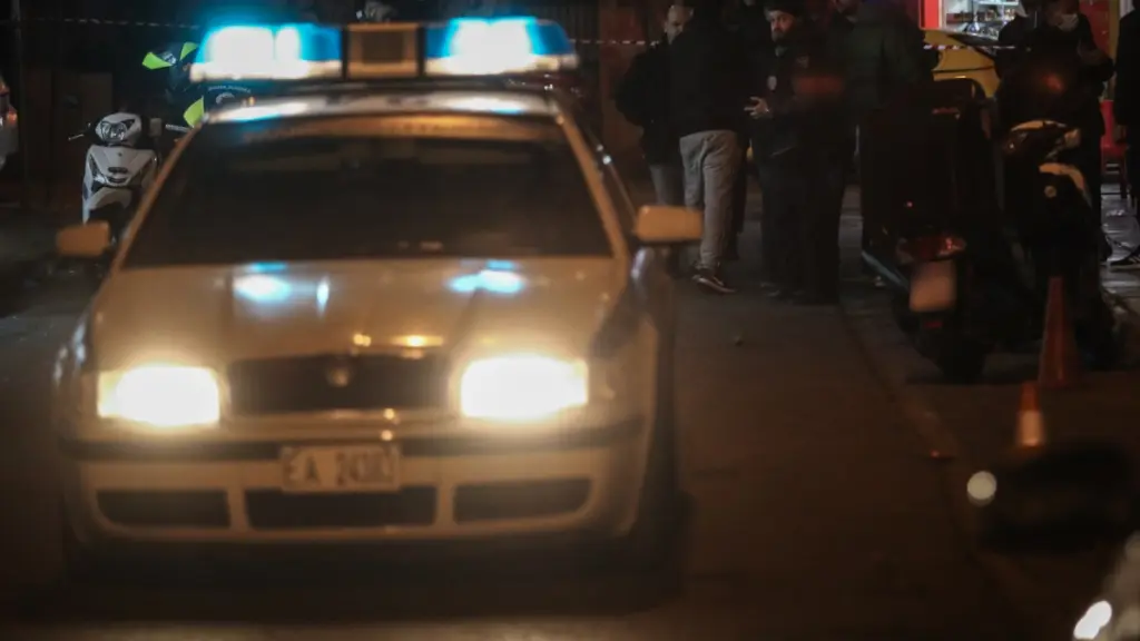 Κινηματογραφική καταδίωξη με τραυματισμό αστυνομικού στην οδό Αχαρνών – Ανήλικος ο δράστης