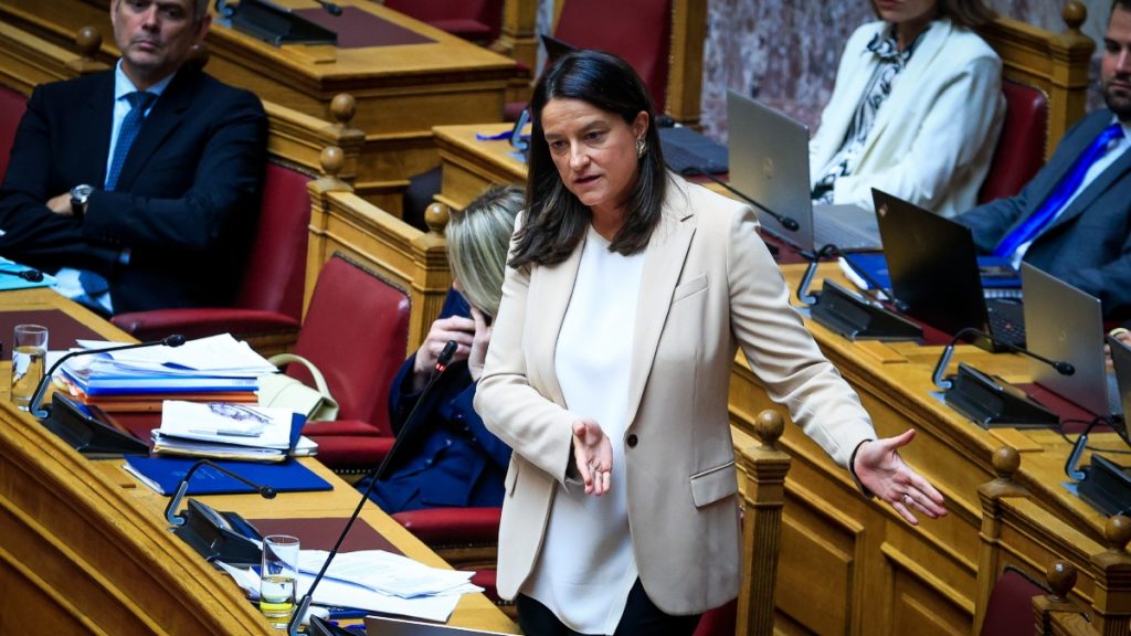 Εργασιακό νομοσχέδιο: Σήμερα η ψήφισή του στη Βουλή – Το 13ωρο και τι αλλάζει για εργαζόμενους και επιχειρήσεις