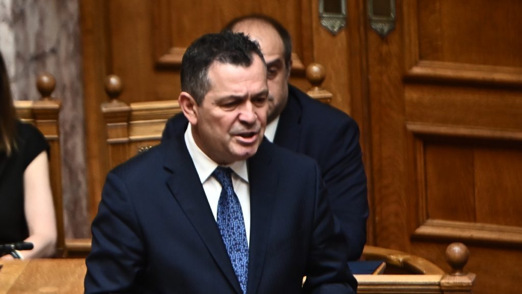 Δύσκολες ώρες για τον βουλευτή της ΝΔ, Χρήστο Μπουκώρο – Πέθανε η μητέρα του