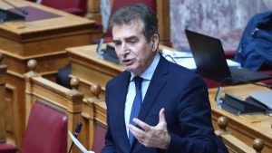 Χρυσοχοΐδης: “Στον Άγνωστο Στρατιώτη δεν πρέπει να γίνονται δραστηριότητες που τον προσβάλλουν”