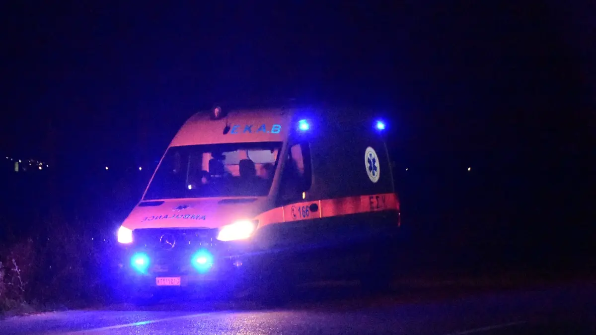 Χανιά: Στην ΜΕΘ 30χρονος που βρέθηκε μαχαιρωμένος στο σπίτι του – Είχε τραύμα στην καρδιά