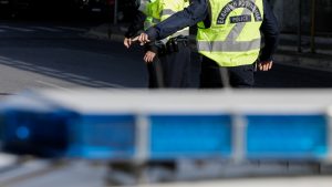 Παλλήνη: Συνελήφθη 26χρονος οδηγός που έτρεχε με 174 χλμ./ώρα στην περιφερειακή Υμηττού – Δεν είχε ούτε δίπλωμα