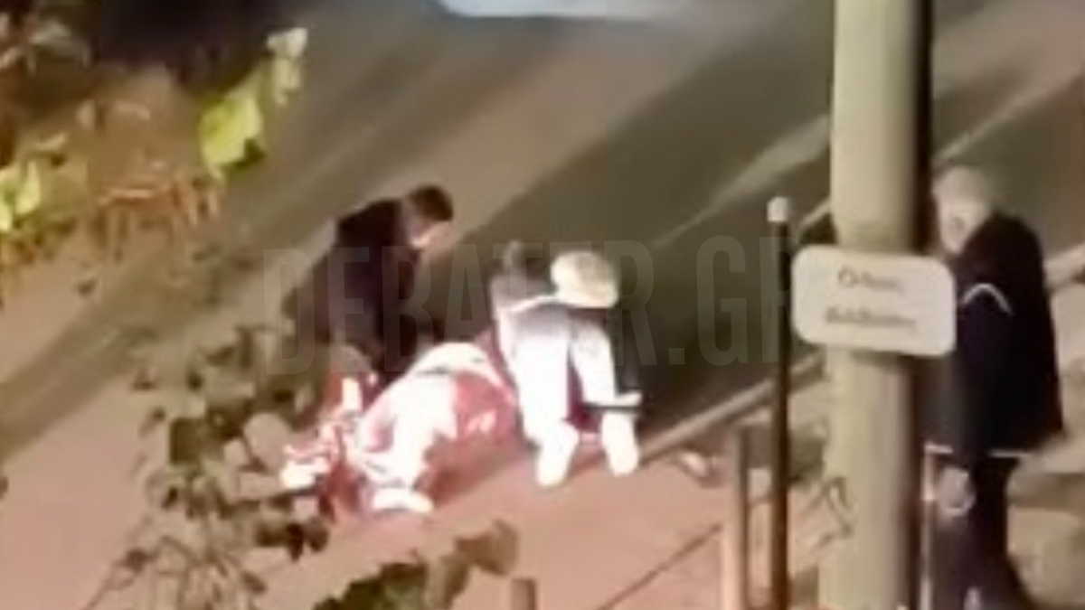 Παλαιό Φάληρο: “Η οδηγός έπεσε πάνω της αφρενάριστη” – Μαρτυρία για τη θανατηφόρα παράσυρση της ηλικιωμένης από ΙΧ