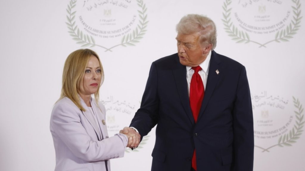 Ο Τραμπ έπλεξε το εγκώμιο της Μελόνι – “Είναι πηγή έμπνευσης για όλους μας”
