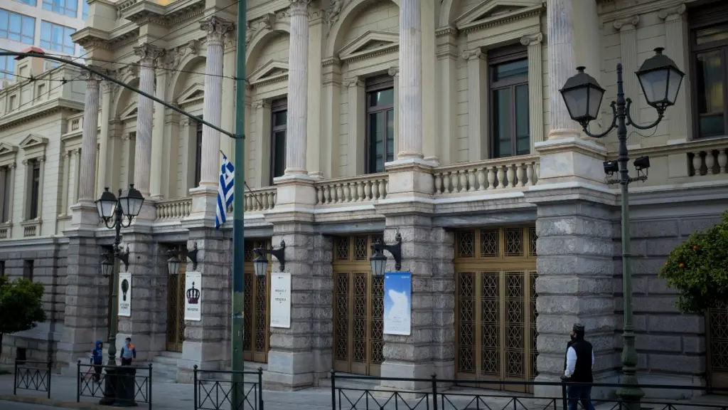Η ΔΕΗ «φωτίζει» τις σκηνές του Εθνικού Θεάτρου έως το 2027