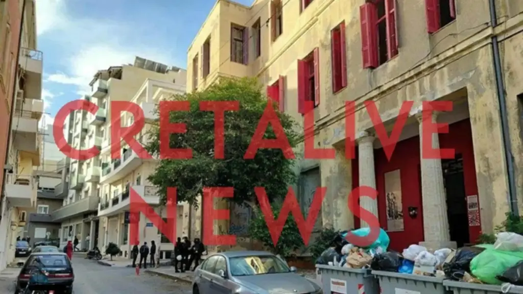 Ηράκλειο: “Ντου” της ΕΛΑΣ στην κατάληψη του Ευαγγελισμού – 6 συλλήψεις για την επίθεση κατά του Μάκη Βορίδη (βίντεο)