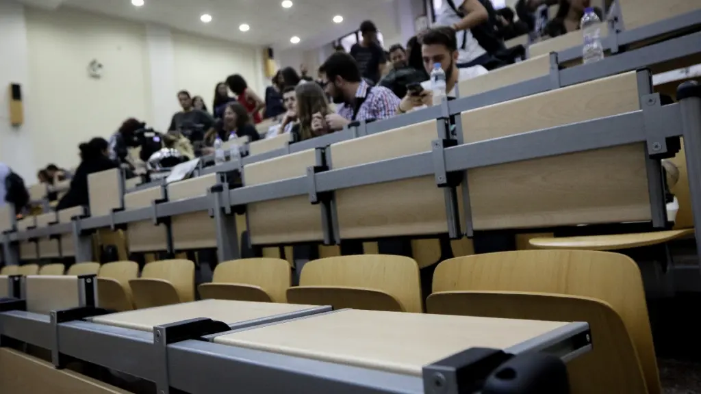 Αιώνιοι φοιτητές: Αντίστροφη μέτρηση για τις διαγραφές έως το τέλος του 2025 – Η διαδικασία και οι εξαιρέσεις