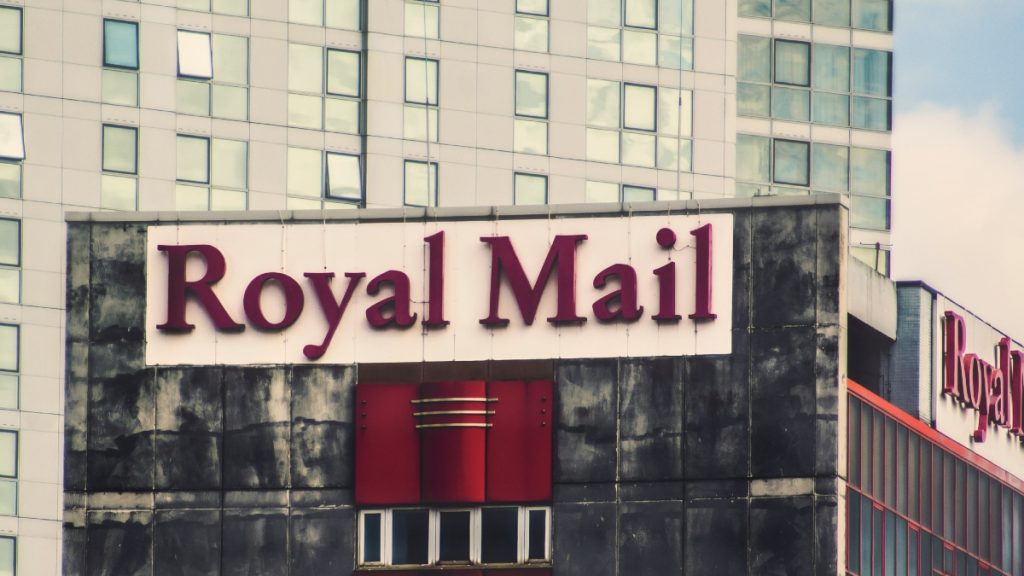 Νέο πρόστιμο στη Royal Mail για καθυστερήσεις στις παραδόσεις “εκατομμυρίων επιστολών”