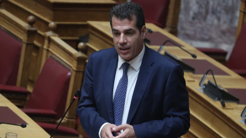 Πλεύρης για Άγνωστο Στρατιώτη: “Τα ονόματα των θυμάτων των Τεμπών δεν θα έπρεπε να υπάρχουν”