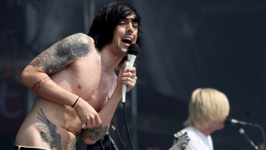 Ο Ίαν Γουάτκινς των Lostprophets σκοτώθηκε σε επίθεση μέσα στη φυλακή