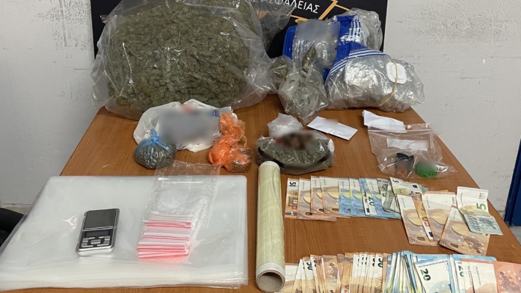 Συνελήφθησαν δύο άνδρες για διακίνηση κάνναβης στον Άγιο Παντελεήμονα