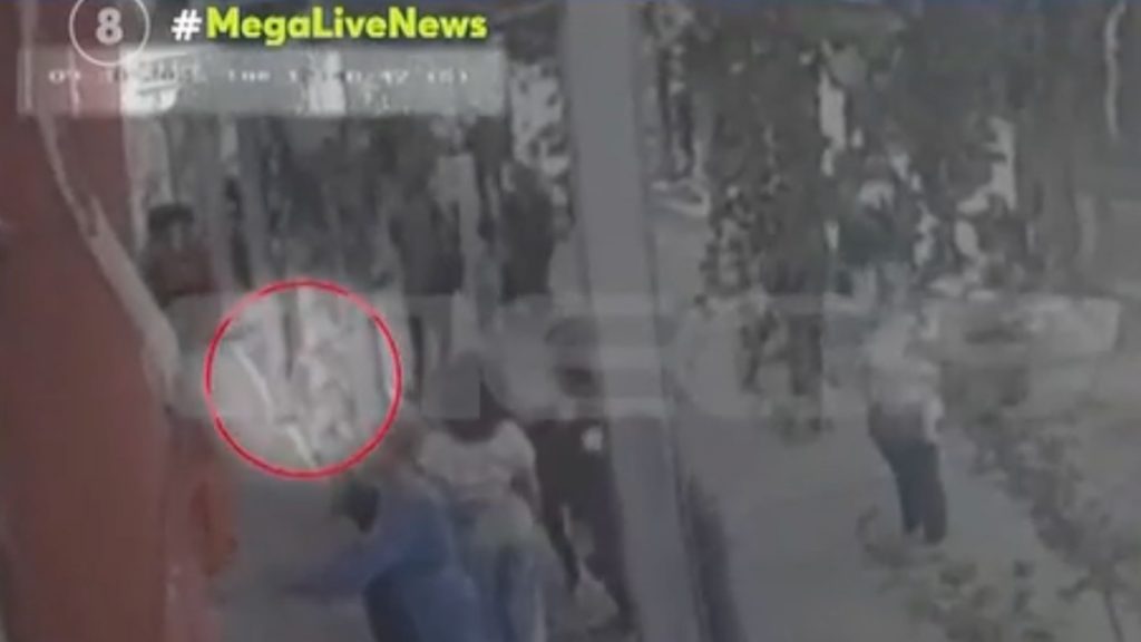 Καρέ-καρέ η… “βόλτα” της 4χρονης που περπάτησε μόνη της 500 μέτρα στον Άγιο Παντελεήμονα (βίντεο)