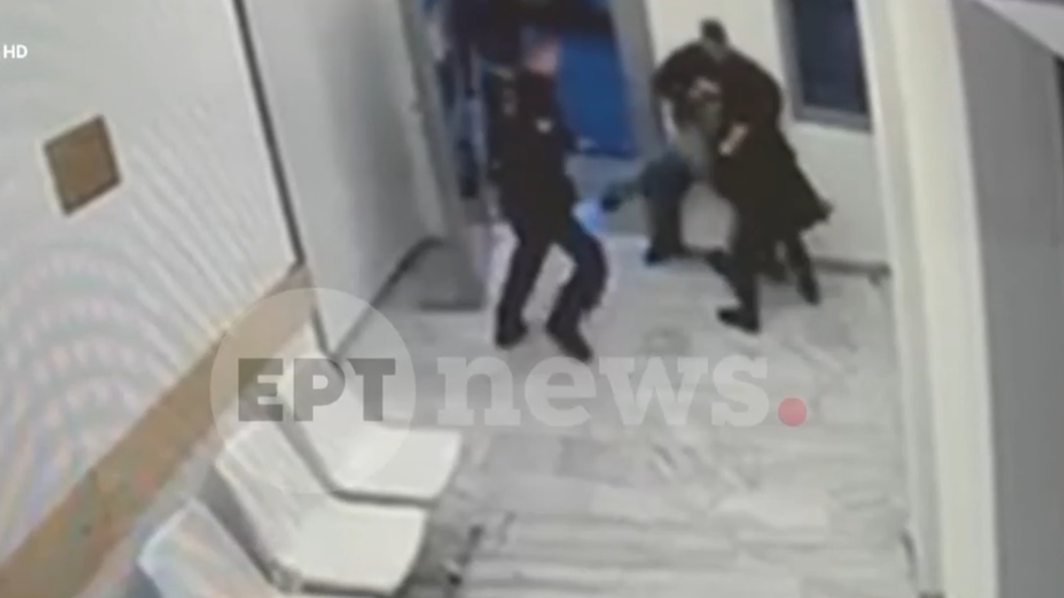 Άγιος Παντελεήμονας: Η προσπάθεια απόδρασης 35χρονου από αστυνομικό τμήμα – Έσπασε τον αστράγαλο ενός αστυνομικού (Βίντεο)