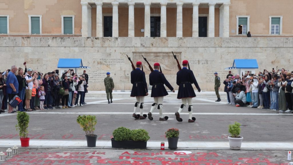 Κατατέθηκε στη Βουλή η τροπολογία για τον Άγνωστο Στρατιώτη