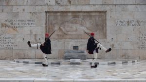 Το ΠΑΣΟΚ κατέθεσε ένσταση αντισυνταγματικότητας κατά της τροπολογίας για το Μνημείο του Αγνώστου Στρατιώτη
