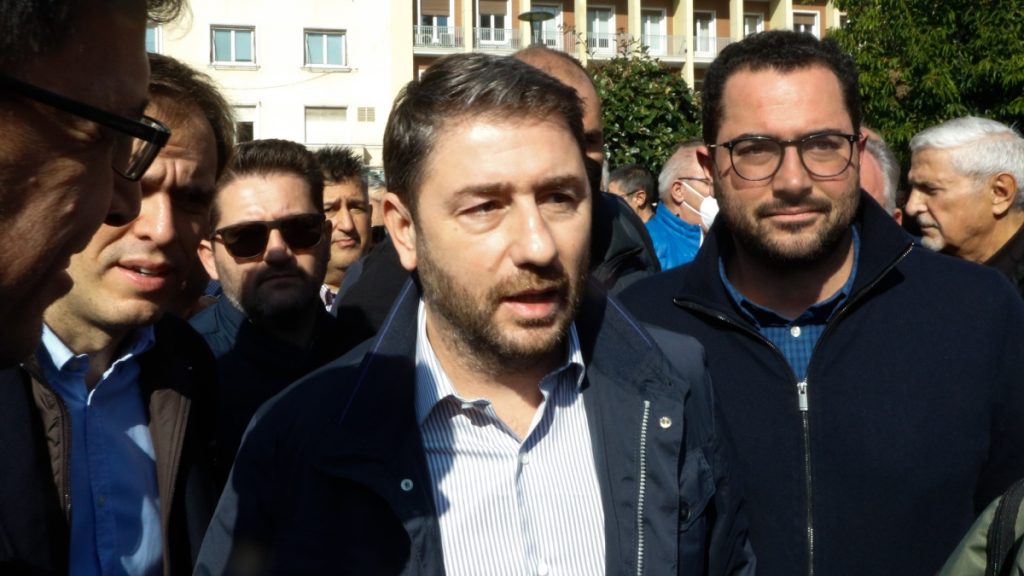 Ανδρουλάκης: “Ενώνουμε τη φωνή μας με χιλιάδες εργαζόμενους που αγανακτούν με τη σημερινή κατάσταση”