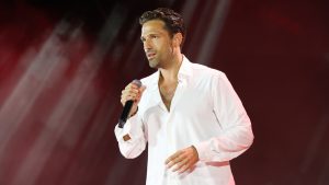 Κωνσταντίνος Αργυρός: Υπέγραψε παγκόσμιο μουσικό συμβόλαιο με την 10K Projects της Warner Music