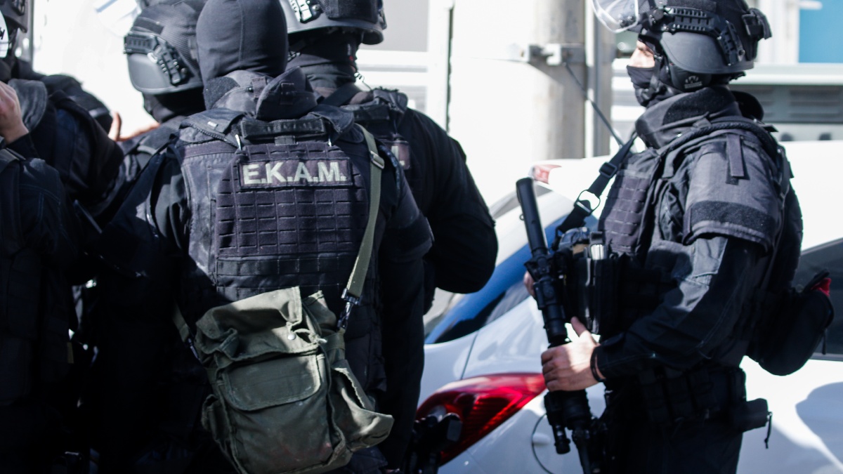 Άοπλοι διαμεσολαβητές Ρομά: Πώς θα λειτουργεί το νέο, ειδικό σώμα της ΕΛΑΣ στους καταυλισμούς