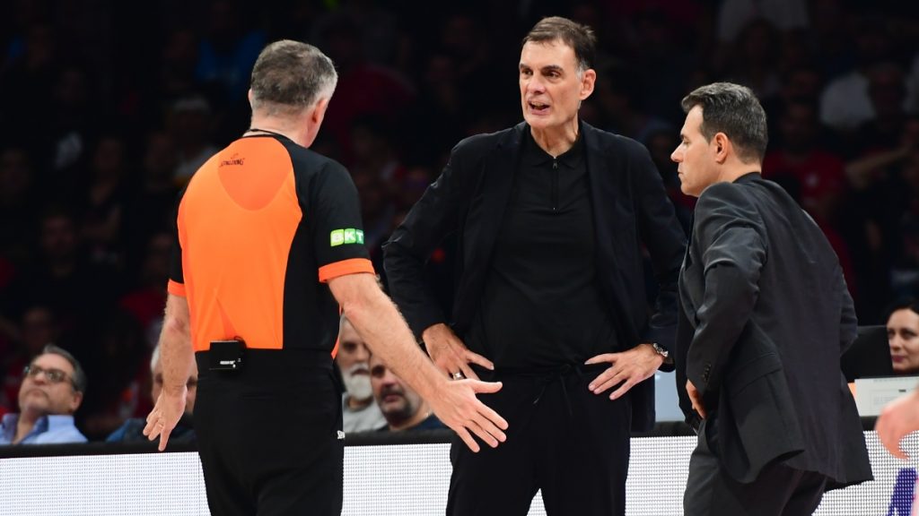 Μπαρτζώκας: «Είχαμε πολλή πίεση, πρέπει να ηρεμήσουμε»