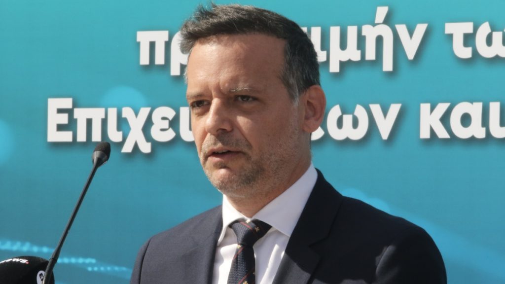 Δούκας: “Η κυβέρνηση κορυφώνει την επίθεσή της στους δήμους – Αφαιρεί 50 εκατ. ευρώ που προέρχονται από τα πρόστιμα του ΚΟΚ”