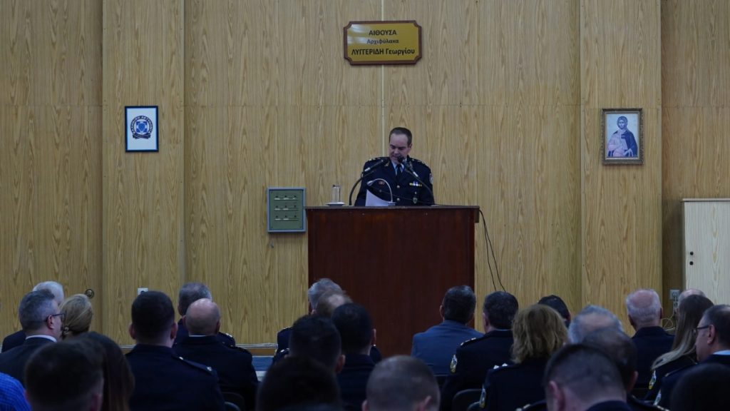 Πραγματοποιήθηκε η εκδήλωση της επετείου της 28ης Οκτωβρίου στο Αμφιθέατρο της Διεύθυνσης Αστυνομικών Επιχειρήσεων Αττικής