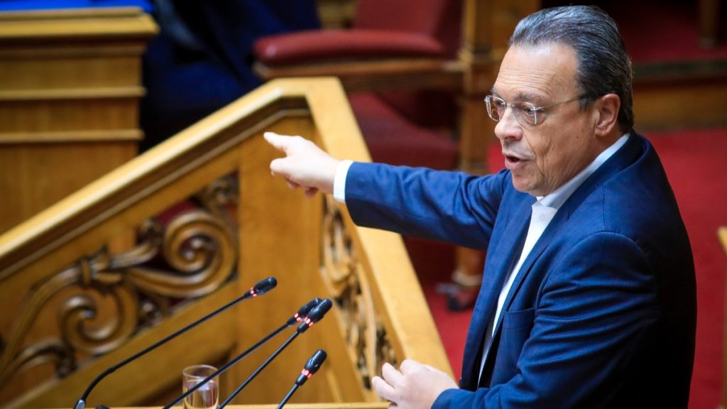 Φάμελλος: Η κυβέρνηση καταφεύγει στα ψέματα και στην παραπλάνηση και για την εξωτερική πολιτική
