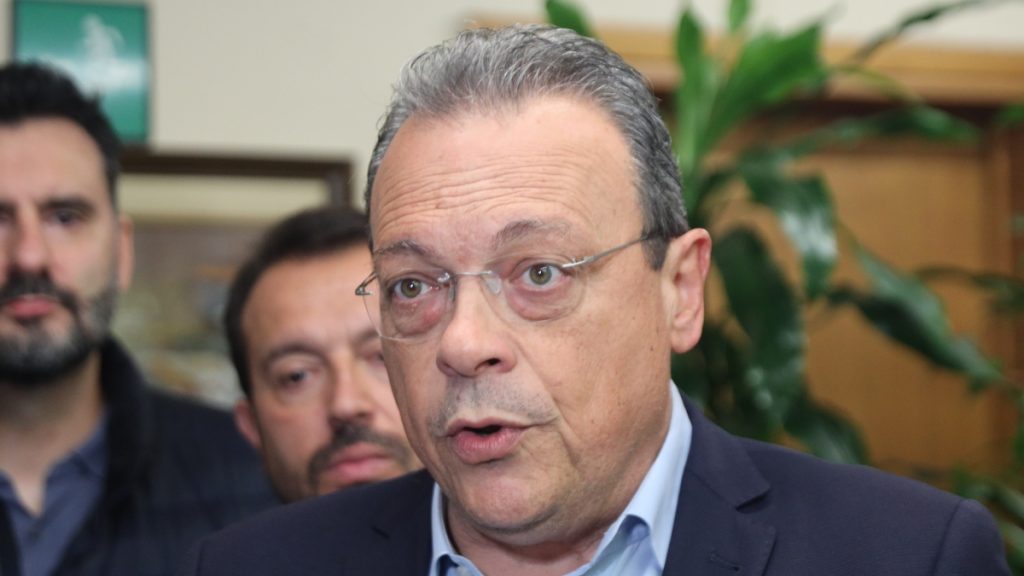 Φάμελλος: «Οι δήμοι είναι τα κύτταρα της δημοκρατίας – Η κυβέρνηση επιτίθεται στην αυτοδιοίκηση»