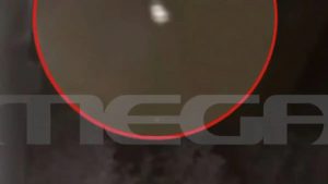 Φοινικούντα: Η στιγμή που ο δράστης φεύγει με σκούτερ μετά τη διπλή δολοφονία (Βίντεο)