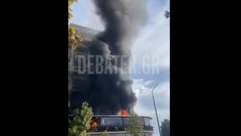 Θεσσαλονίκη: Βίντεο ντοκουμέντο από την μεγάλη φωτιά σε καφετέρια στη λεωφόρο Νίκης