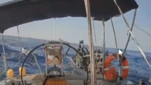 Global Sumud Flotilla: Κομάντος του Ισραήλ ανέβηκαν στο τελευταίο σκάφος του στολίσκου (βίντεο)