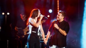 Γιάννης Πλούταρχος & Κατερίνα: Μάγεψαν τη Θεσσαλονίκη με τις sold out εμφανίσεις τους (pics & vid)