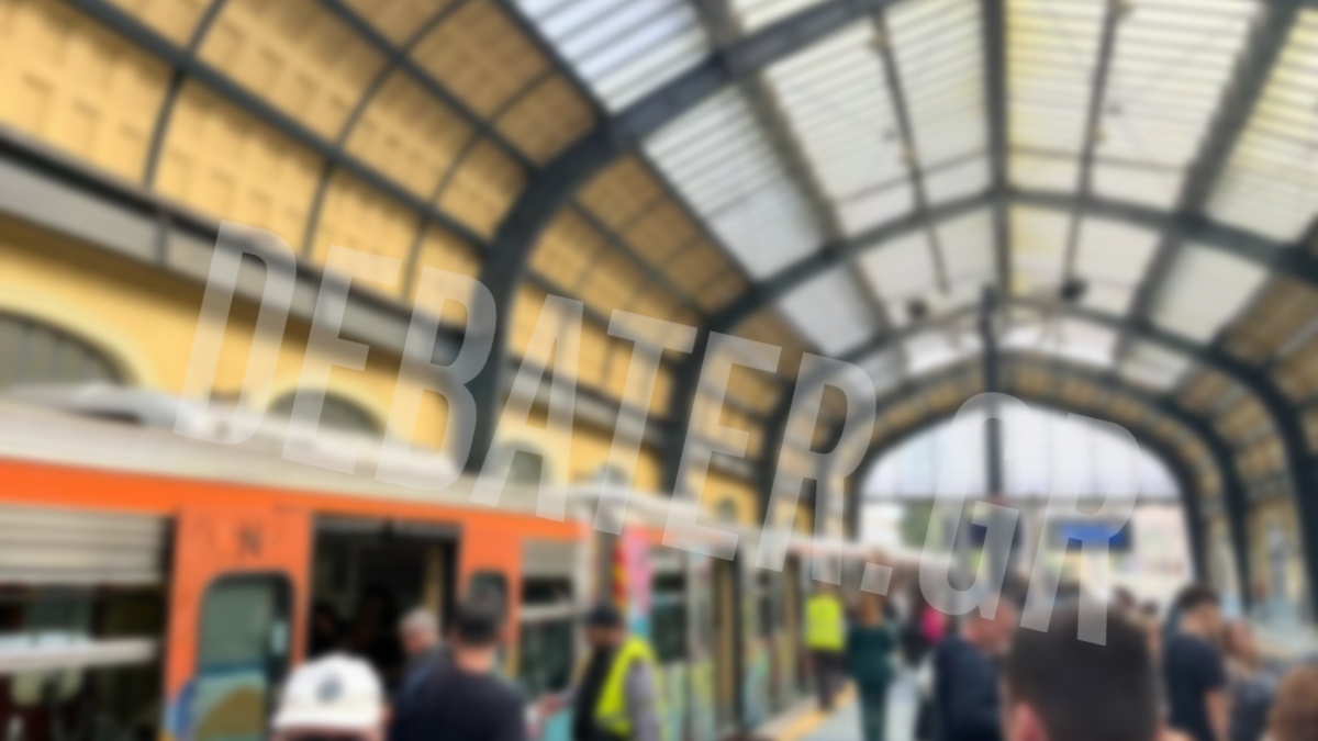 Χάλασε συρμός του ηλεκτρικού: Επιβάτες υποχρεώθηκαν να αποβιβαστούν λόγω τεχνικού προβλήματος