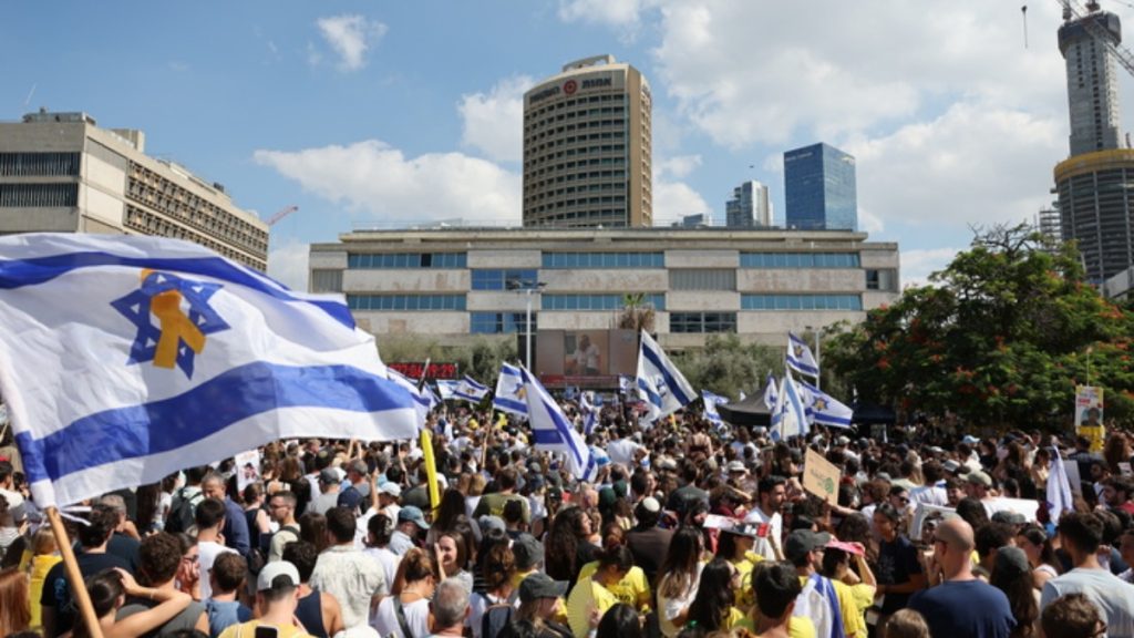 Ισραήλ: Ταυτοποιήθηκαν οι 4 σοροί που παραδόθηκαν – Οργή των συγγενών για τις υπόλοιπες 24, ζητούν να ακυρωθεί η συμφωνία